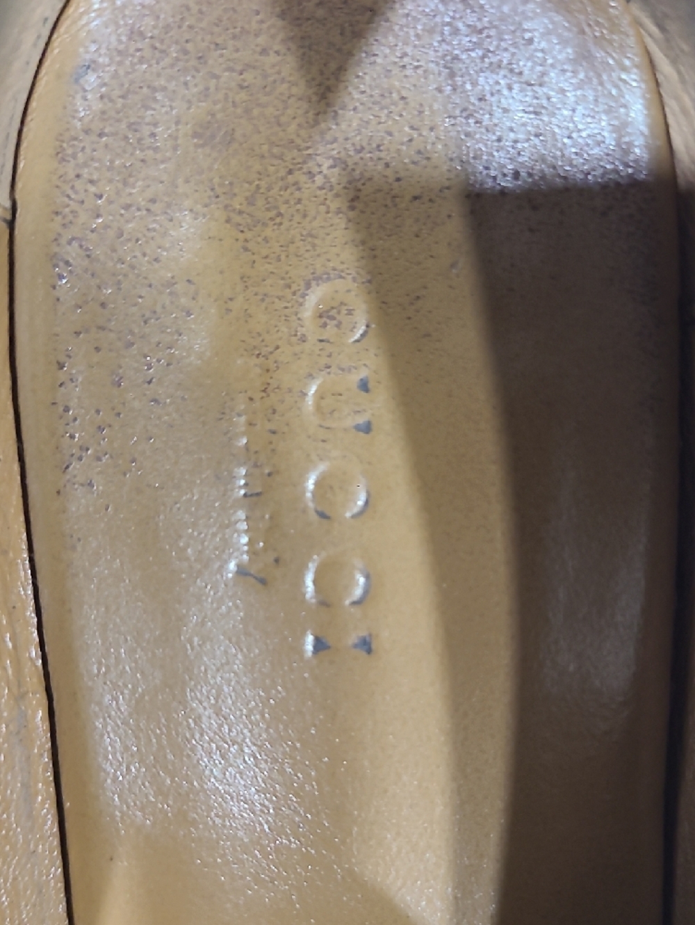 Gucci Black Leather Horsebit Loafers with Gold Hardware - Picture 2 of 9